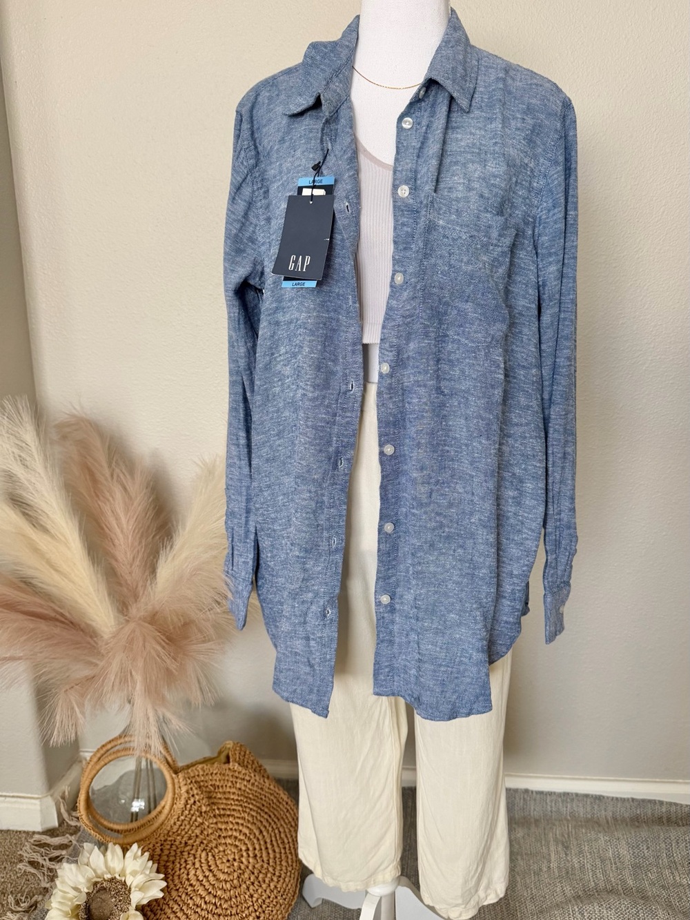 NWT Gap - Women’s Blue Button-Up Long-Sleeve Shirt